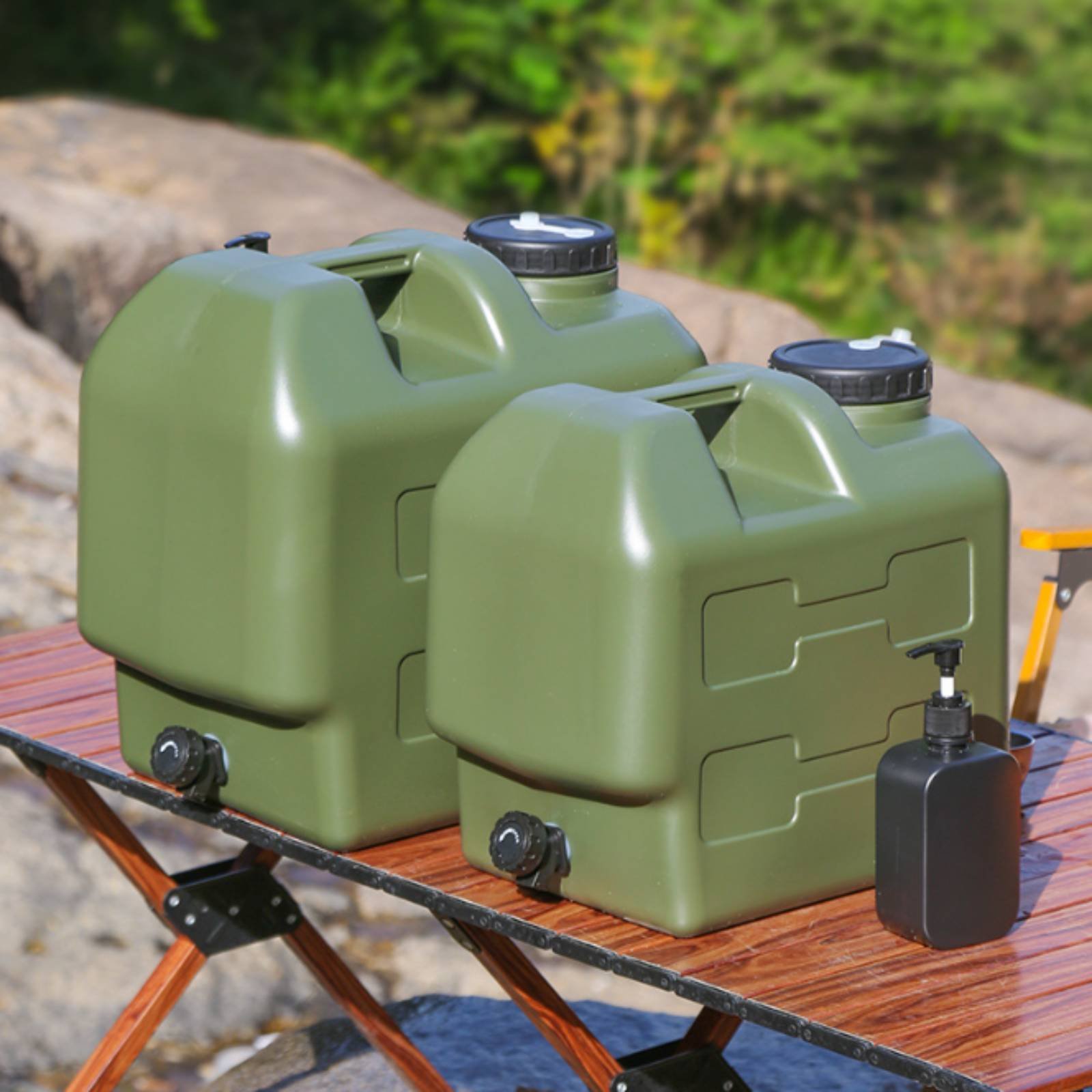 Contenedor de agua con grifo,  - Outdoor Camping Water Jug reseña y precio