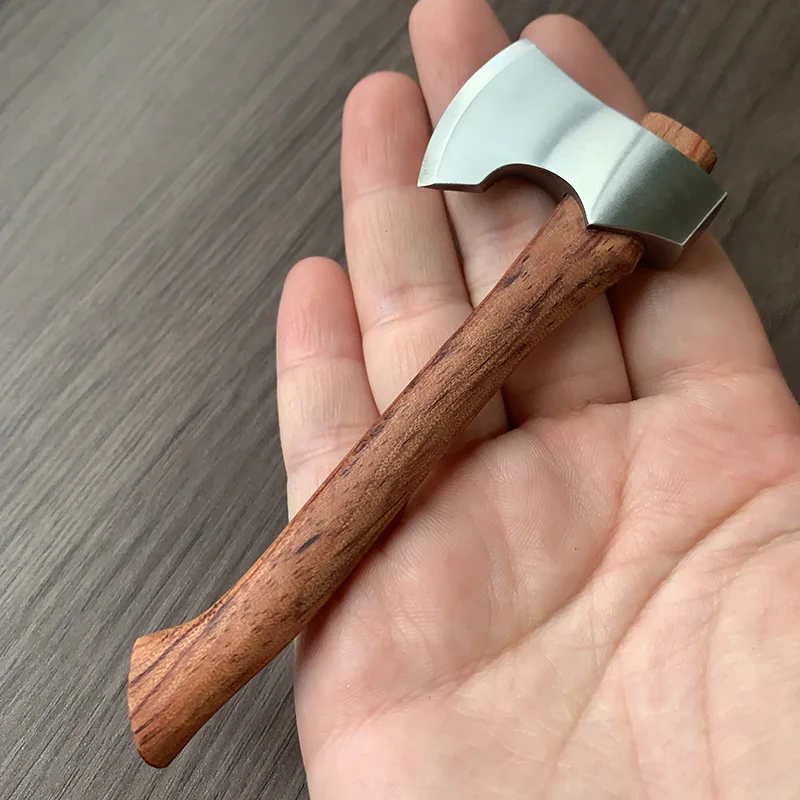Mini hacha de acero inoxidable - Camp Axe Hatchet reseña y precio